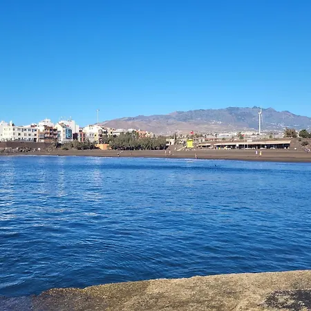 In Near Playa De Melenara * Тельде