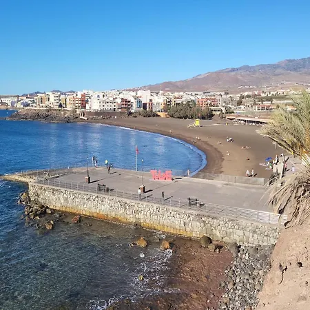 In Near Playa De Melenara * Тельде